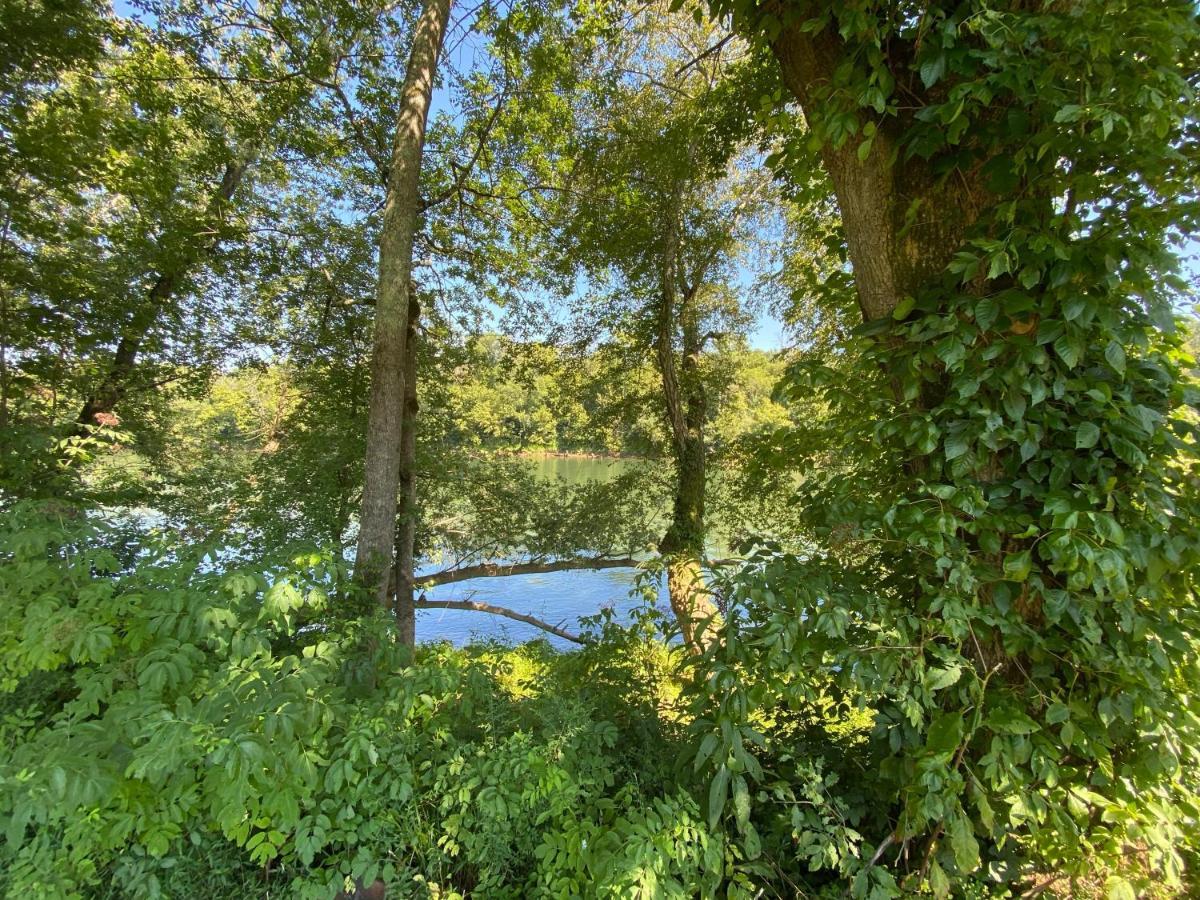 Riverfront Lodge Burkesville Экстерьер фото